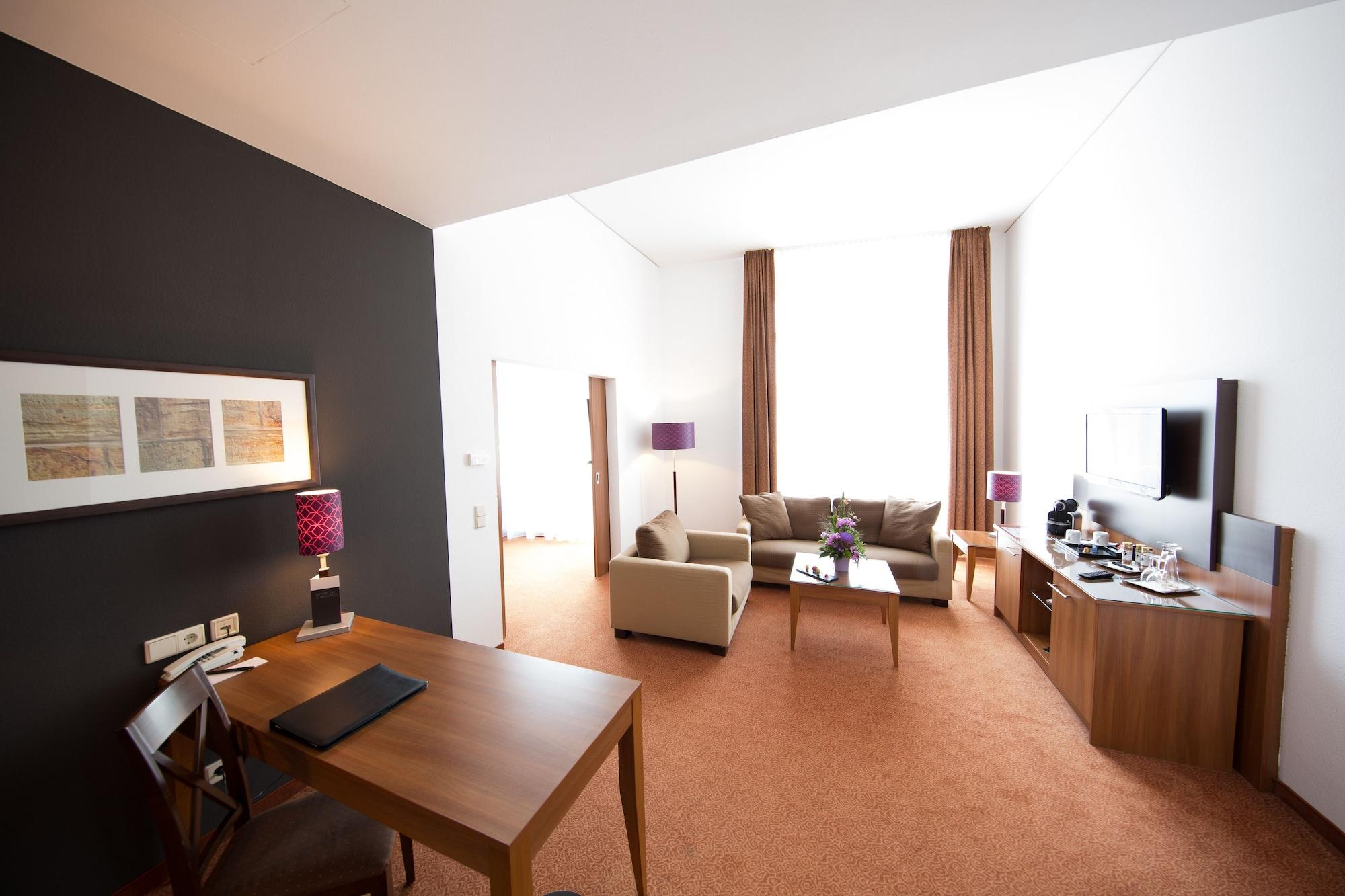 Dorint Hotel Am Dom Эрфурт Экстерьер фото