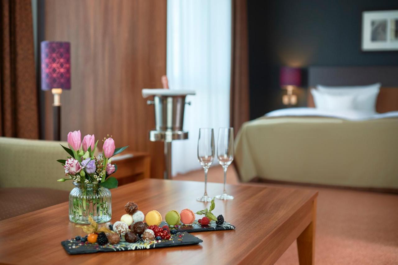 Dorint Hotel Am Dom Эрфурт Экстерьер фото