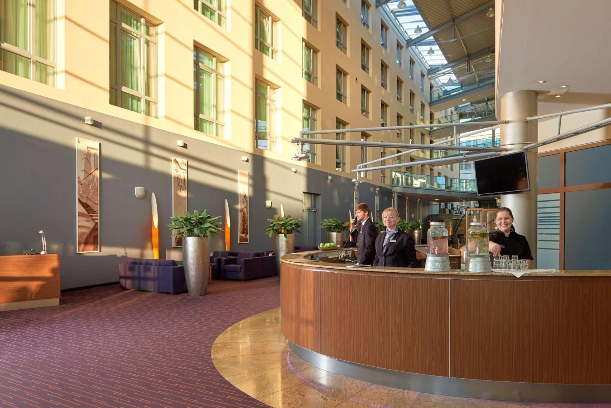 Dorint Hotel Am Dom Эрфурт Экстерьер фото